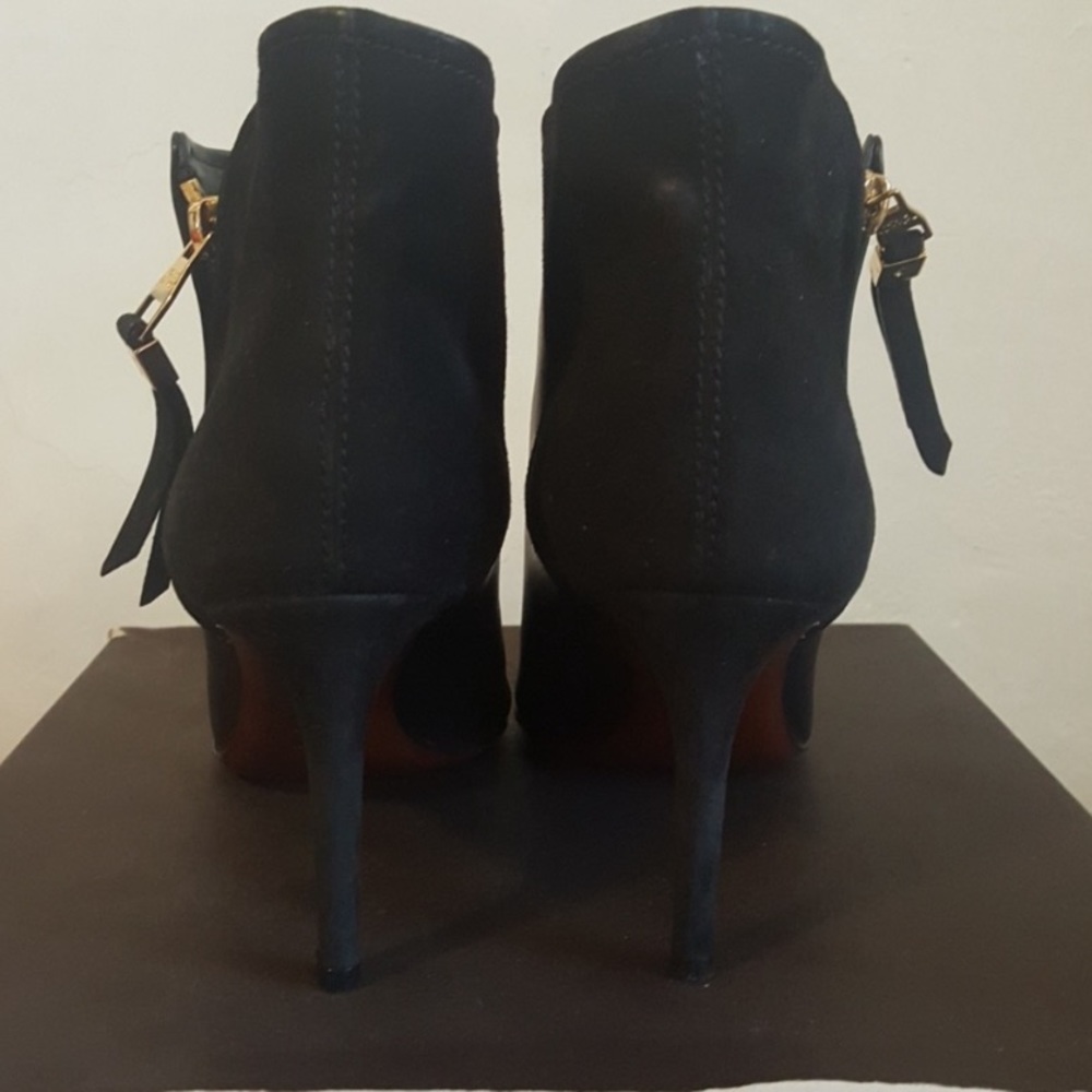 Louis Vuitton Women's Shoes - Picture 3 of 8
